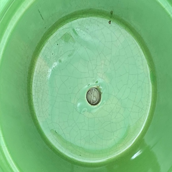 NWOT Gorgeous Green Ceramic Plant Pot - Picture 12 of 16